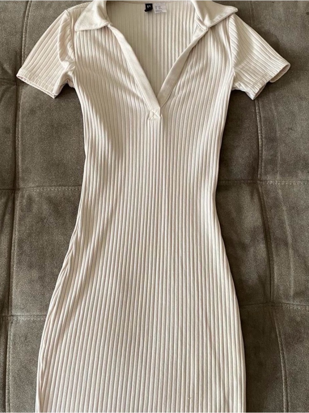 H&M Cream Ribbed Polo-Style Midi Dress with V-Neck